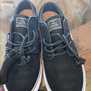 Nike SB Zoom Janoski OG+ in the Black/White